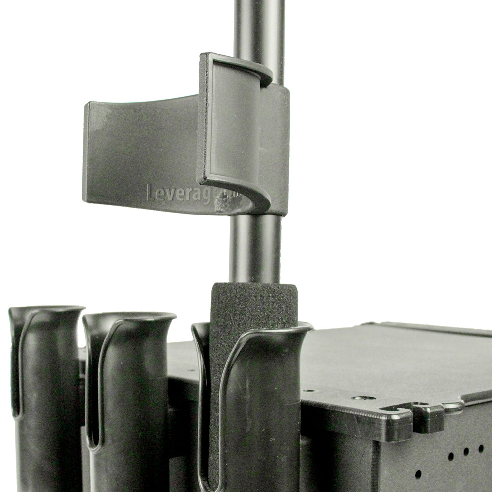 YakAttack Leverage Landing Net 20in x 21in Hoop with Foam Extension YakAttack Leverage Landing Net 20in x 21in Hoop with Foam Extension